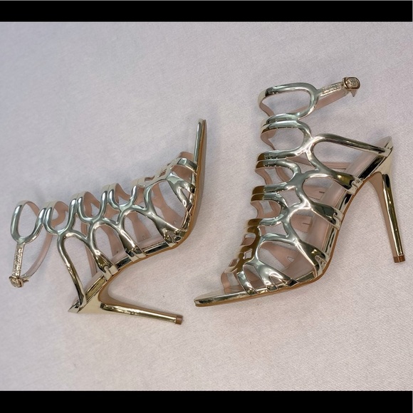Aldo brand gold colored gladiator style heels - Picture 5 of 12
